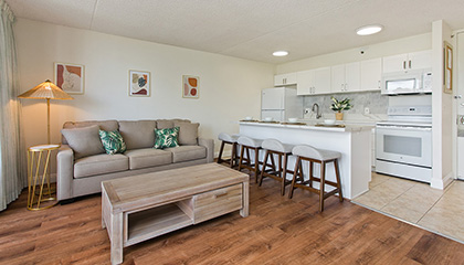 waikiki banyan 2405 T1