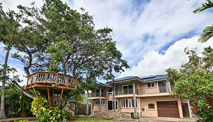 5789 Kalanianaole Highway, Honolulu, HI 96821