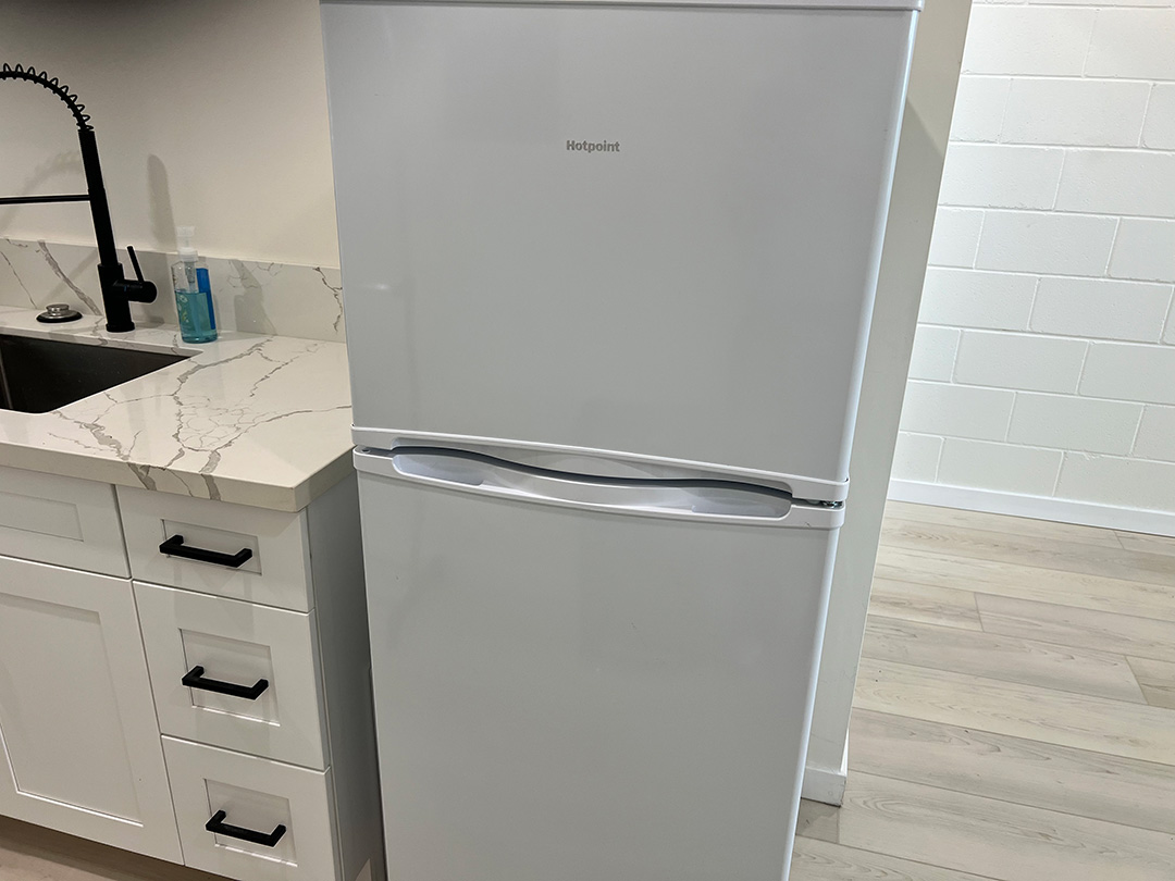 1364 Frank Street | 1364フランクストリート