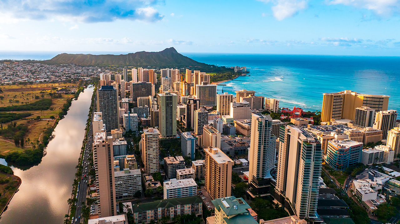 『ハワイの歴史的な豪雨と洪水【コナロウ】による被害状況～自然災害とハワイ不動産』