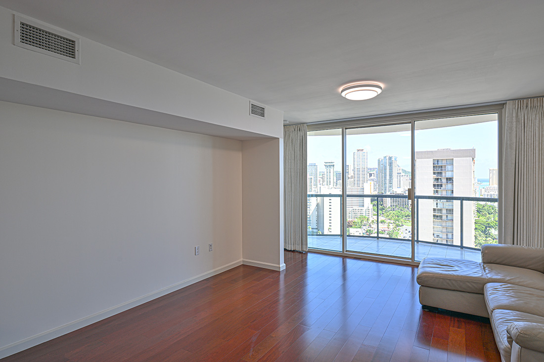 Allure Waikiki #2403 | アルーアワイキキ #2403
