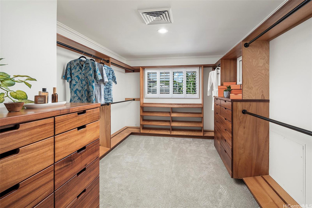 4619 Moho St, Honolulu 96816 4619 Moho St, Honolulu 96816